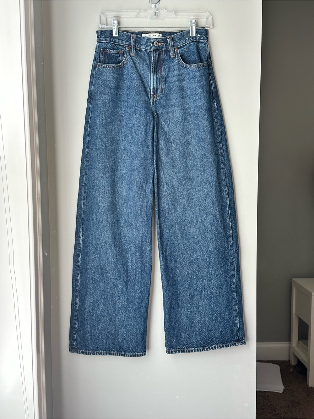 Abercrombie & Fitch Wide-Leg Jeans in Dark Blue Wash Size 25 Regular - Picture 7 of 11